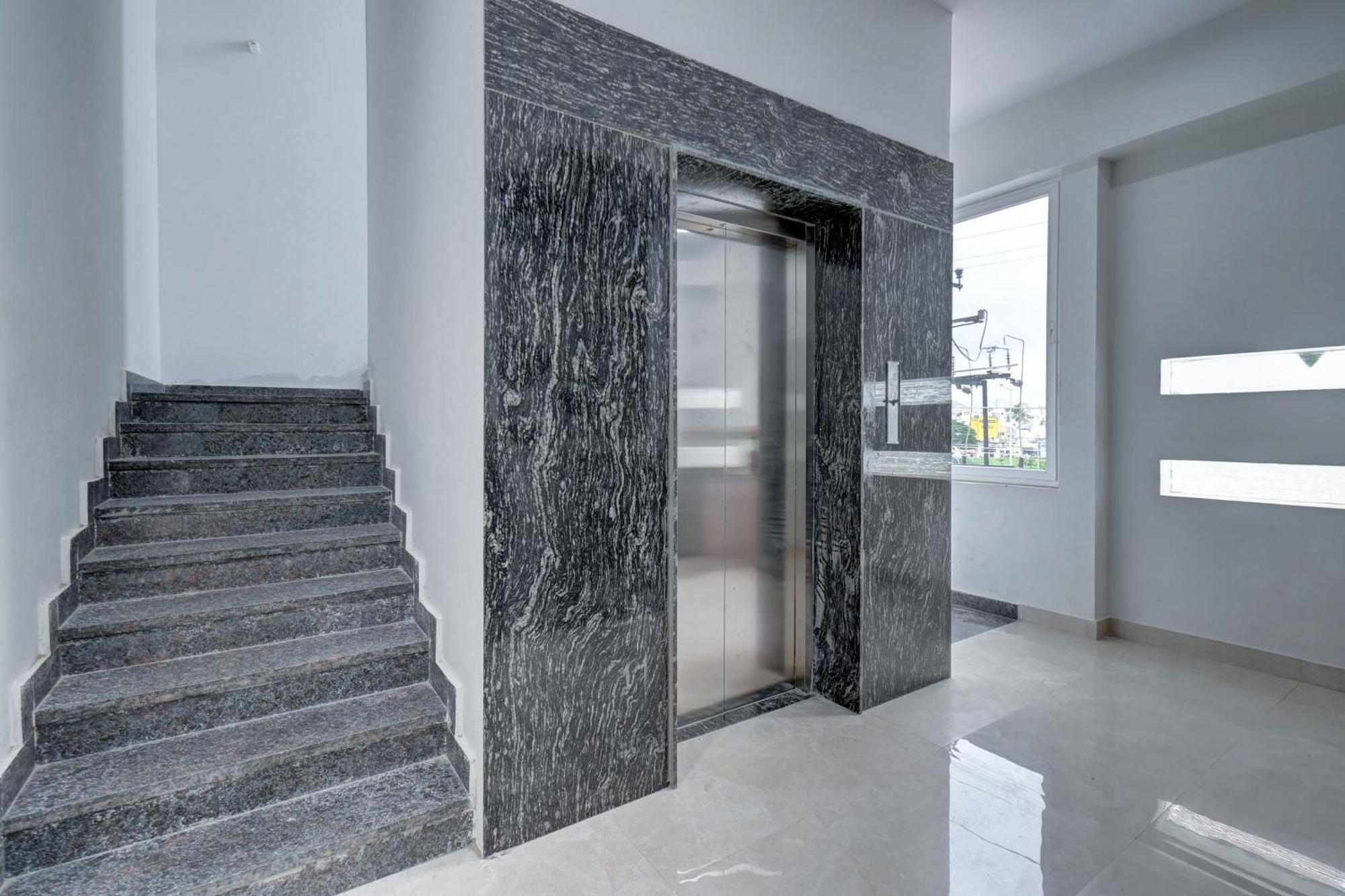 Hotel Cloud 9 Luxury Stay Maisur Dış mekan fotoğraf
