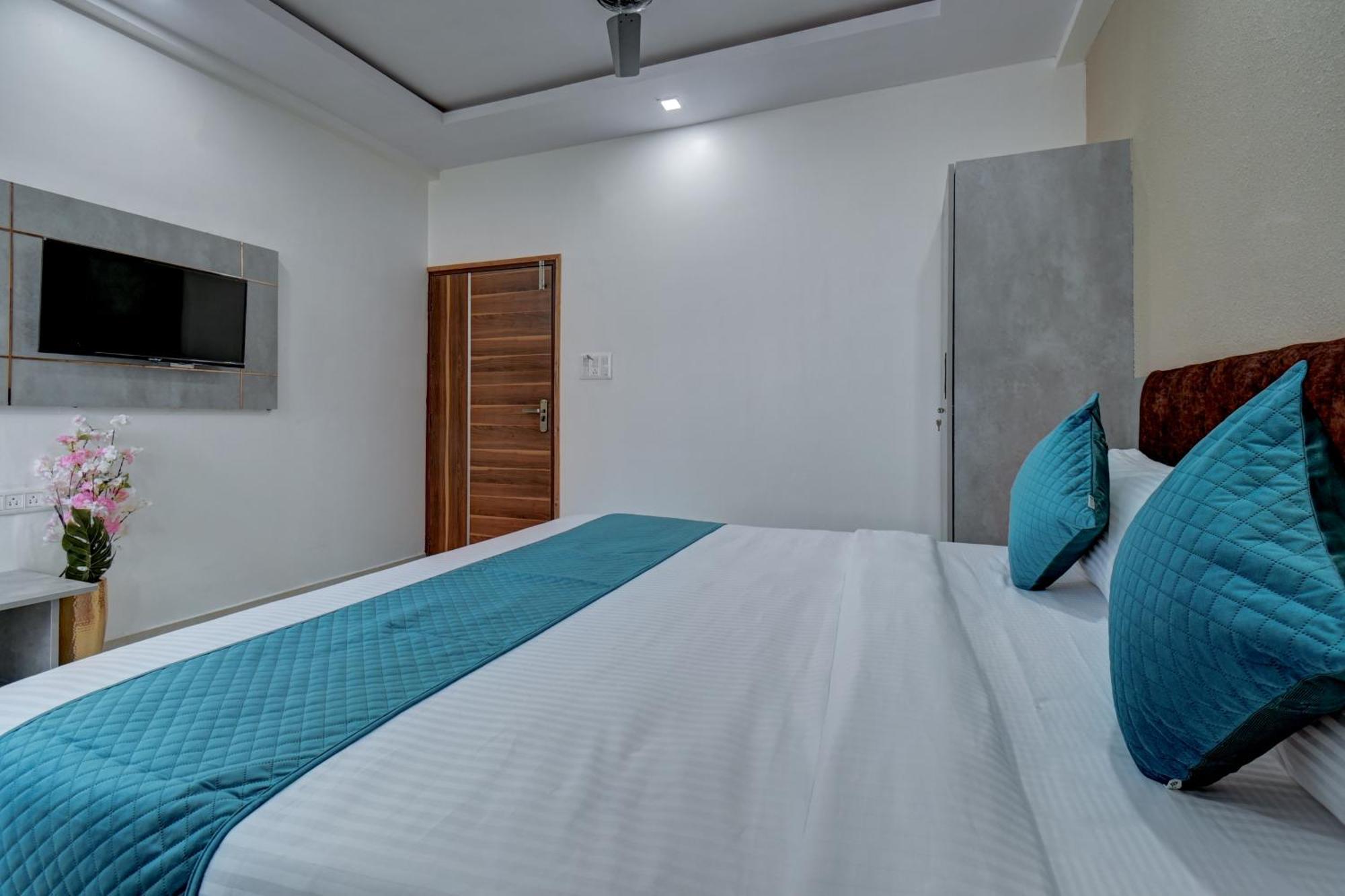 Hotel Cloud 9 Luxury Stay Maisur Dış mekan fotoğraf
