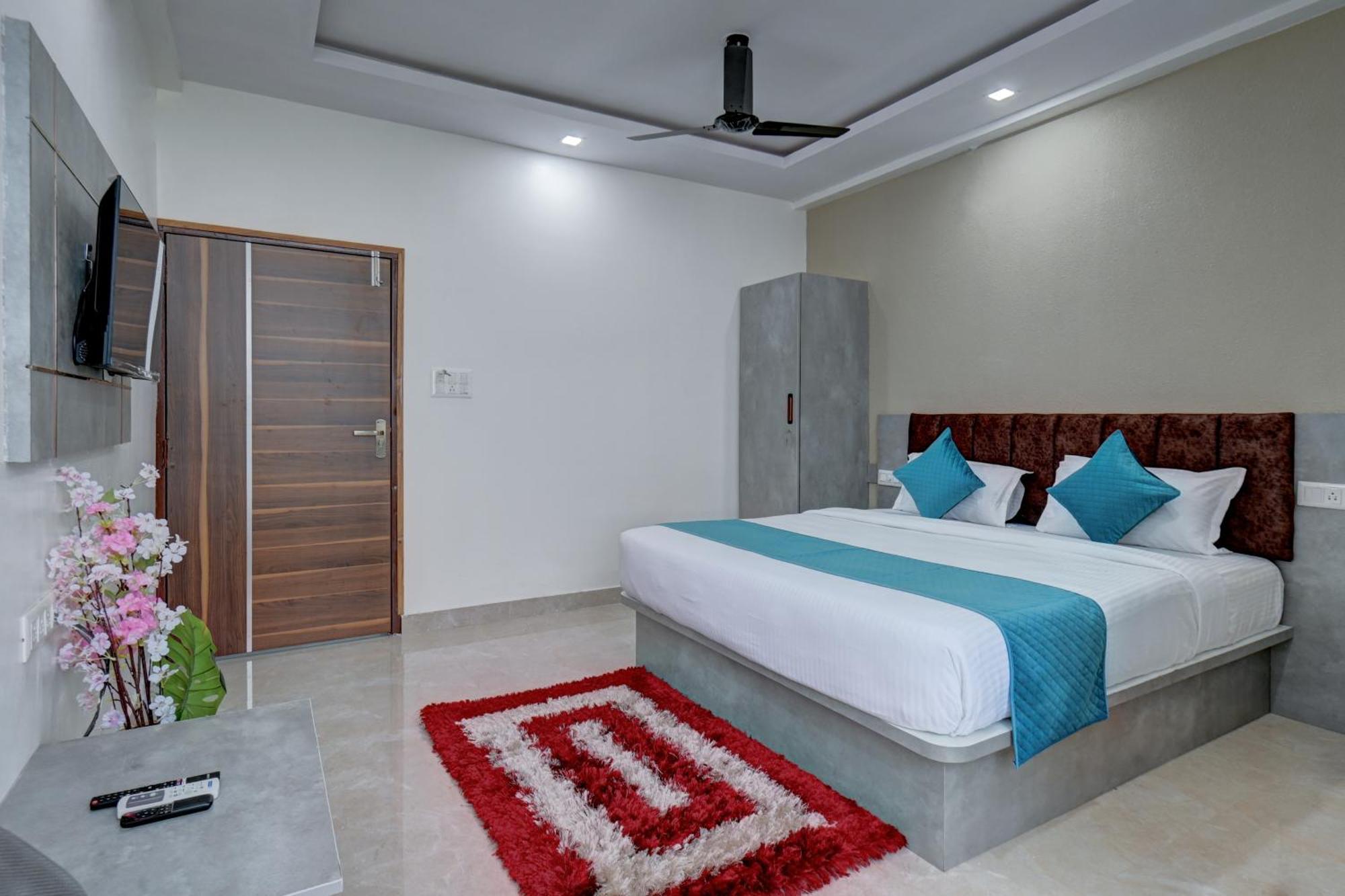 Hotel Cloud 9 Luxury Stay Maisur Dış mekan fotoğraf